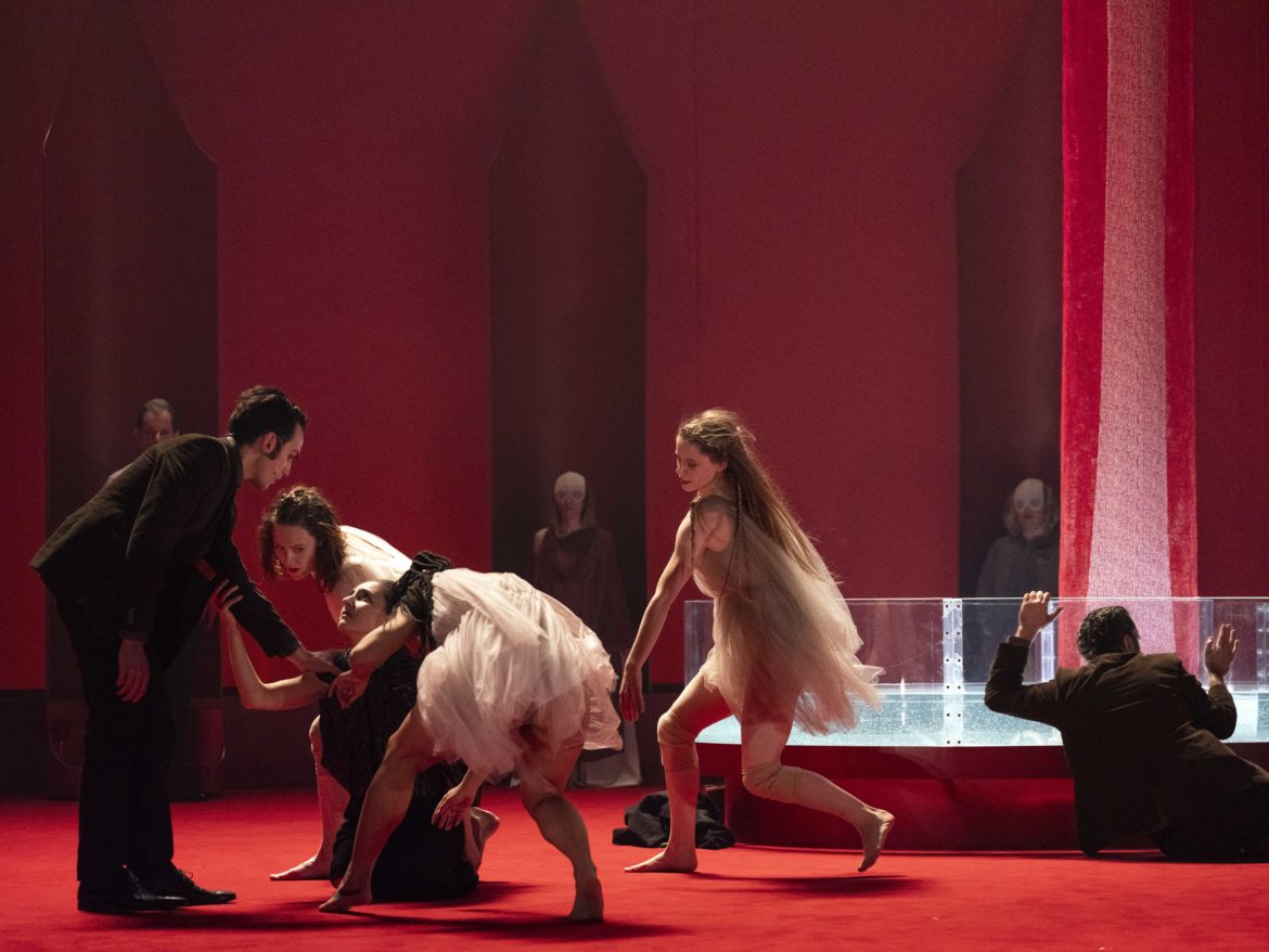 Red Waters © Philippe Chancel, 2022 – TNB, Opéra de Rennes, ONB
